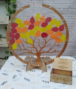 Cuadro de firmas en estilo circulo con árbol personalizado para toda ocasión con las hojas pintadas