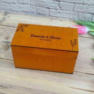 Libro de firmas tipo caja de corazones con soporte para los corazones