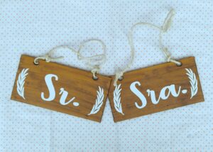 Decoración silla de los novios