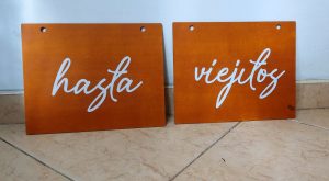 cartel para silla de los novios y toda ocasión personalizado