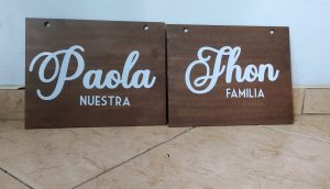 cartel para silla de los novios y toda ocasión personalizado
