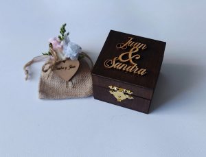 Cofre vintage para anillos de boda