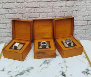 Caja de regalo para reloj de compromiso para el novios, regalo de compromiso para el novios, caja de regalo de compromiso, futuro esposo