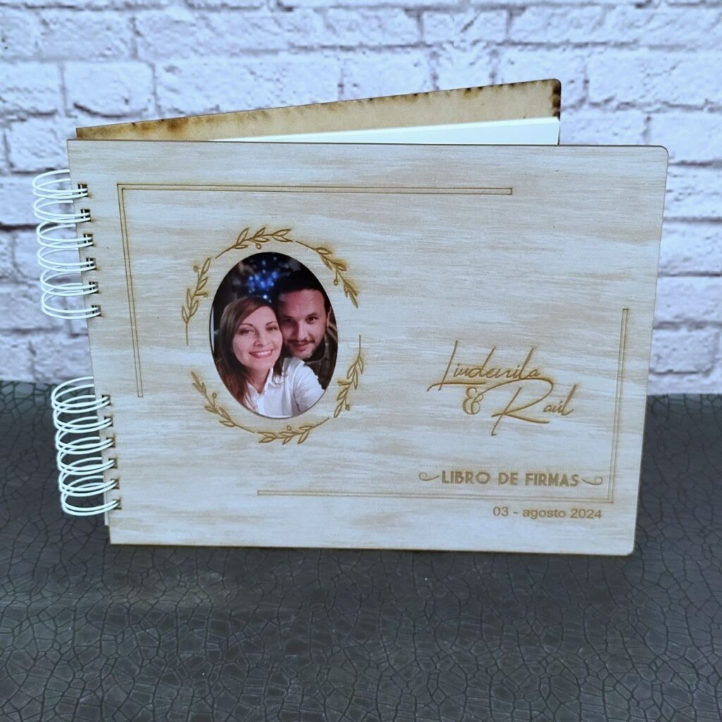 Libro de firmas personalizado para bodas y eventos toda ocasión, tapas en madera blanco vintage