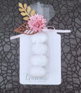 Agradecimiento con dulces o mentas personalizado, tag marcado para tus invitados