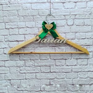 Ganchos personalizados para vestidos de boda y eventos