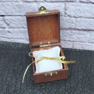 cofre para anillos personalizados vintage, con decoración personalizada