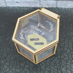 cofre para anillos personalizados vintage, con decoración personalizada en acrilico