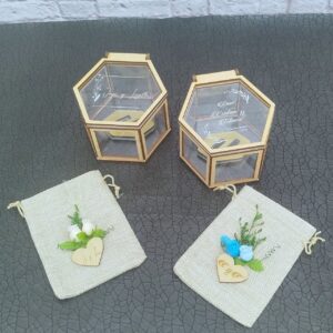 cofre para anillos personalizados vintage, con decoración personalizada en acrilico