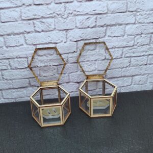 cofre para anillos personalizados vintage, con decoración personalizada en acrilico