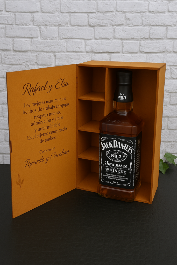 Caja para whisky con productos