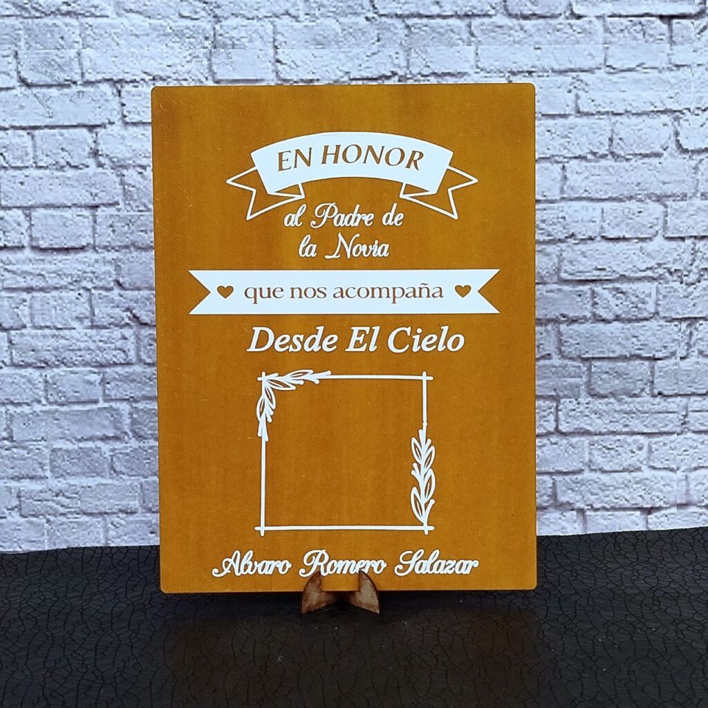 Cartel del recuerdo para bodas y eventos personalizado en madera