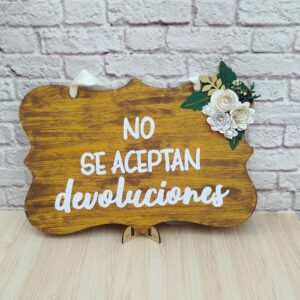 Cartel de pajecito personalizado en madera y detalles especiales